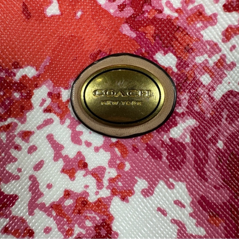 COACH Peyton Floral Tote EUC - Picture 12 of 16